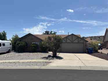 Room for rent on Westside