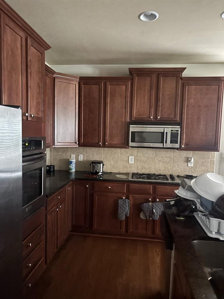 SEEKING THE PERFECT ROOMATE