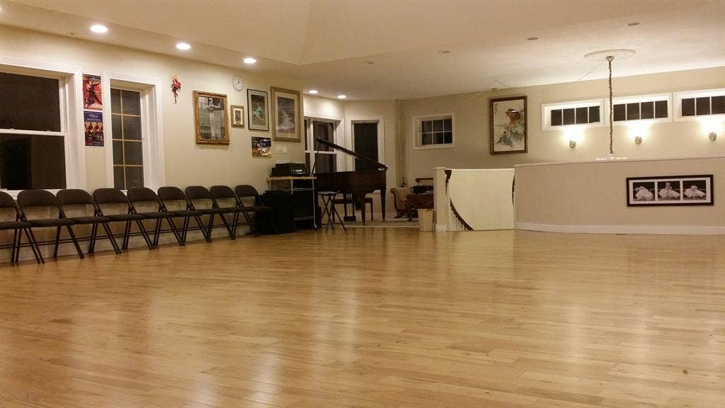 SqFt Bedroom w private bath