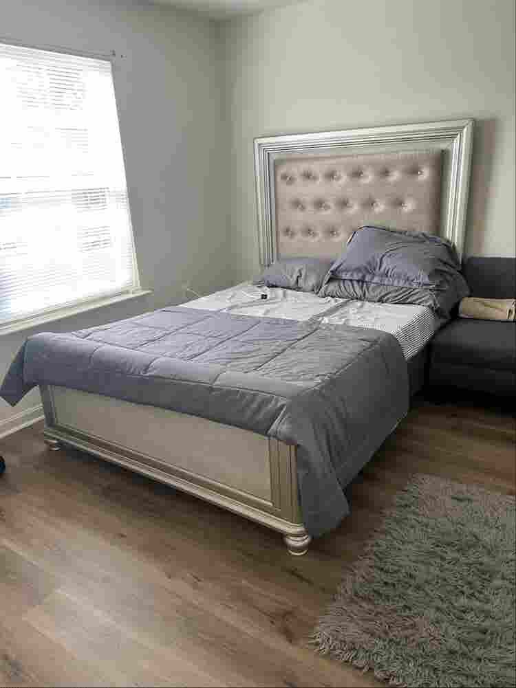 Looking for person for rent