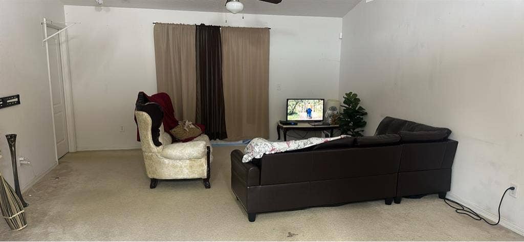 1 Bedroom for rent in a house