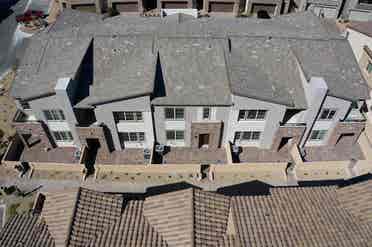Dual-Master Townhouse
