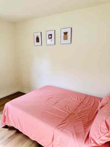 Private Bedroom in District Heights