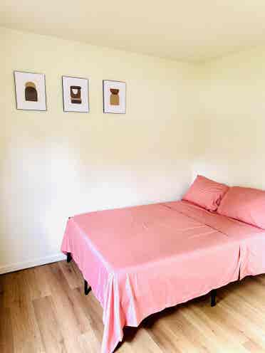 Private Bedroom in District Heights