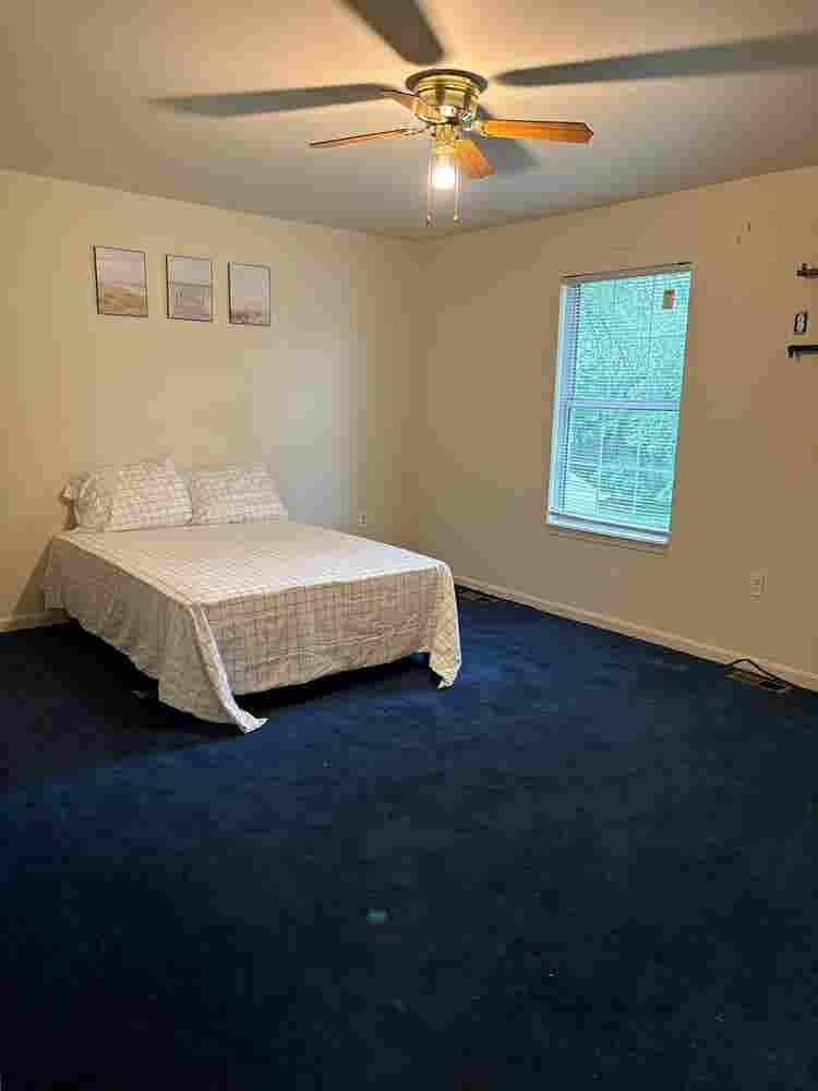 Private Bedroom in District Heights