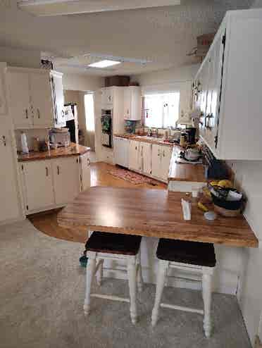 Room for rent located in Hemet CA