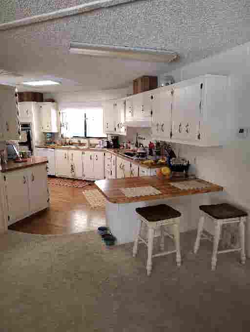 Room for rent located in Hemet CA
