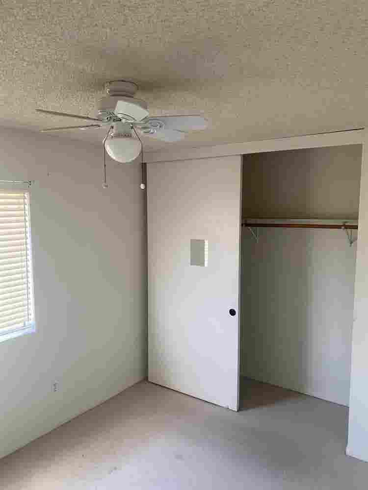 Canyon facing room
