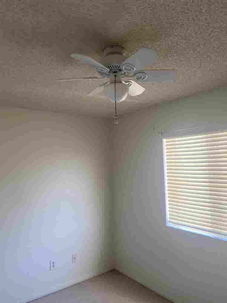 Canyon facing room