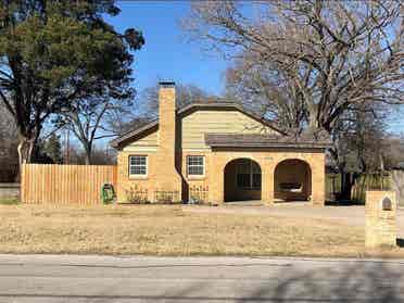 Looking for Roommates - 2 Rooms