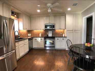 Looking for Roommates - 2 Rooms