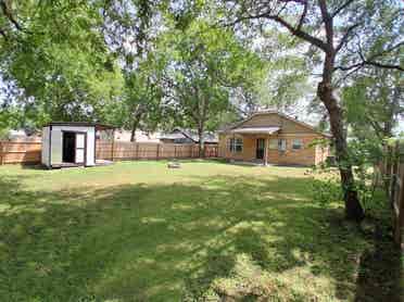 Looking for Roommates - 2 Rooms