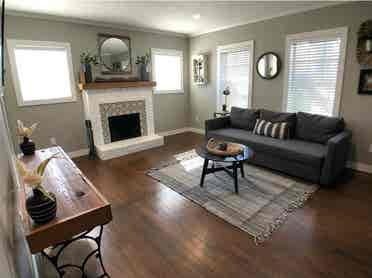 Looking for Roommates - 2 Rooms