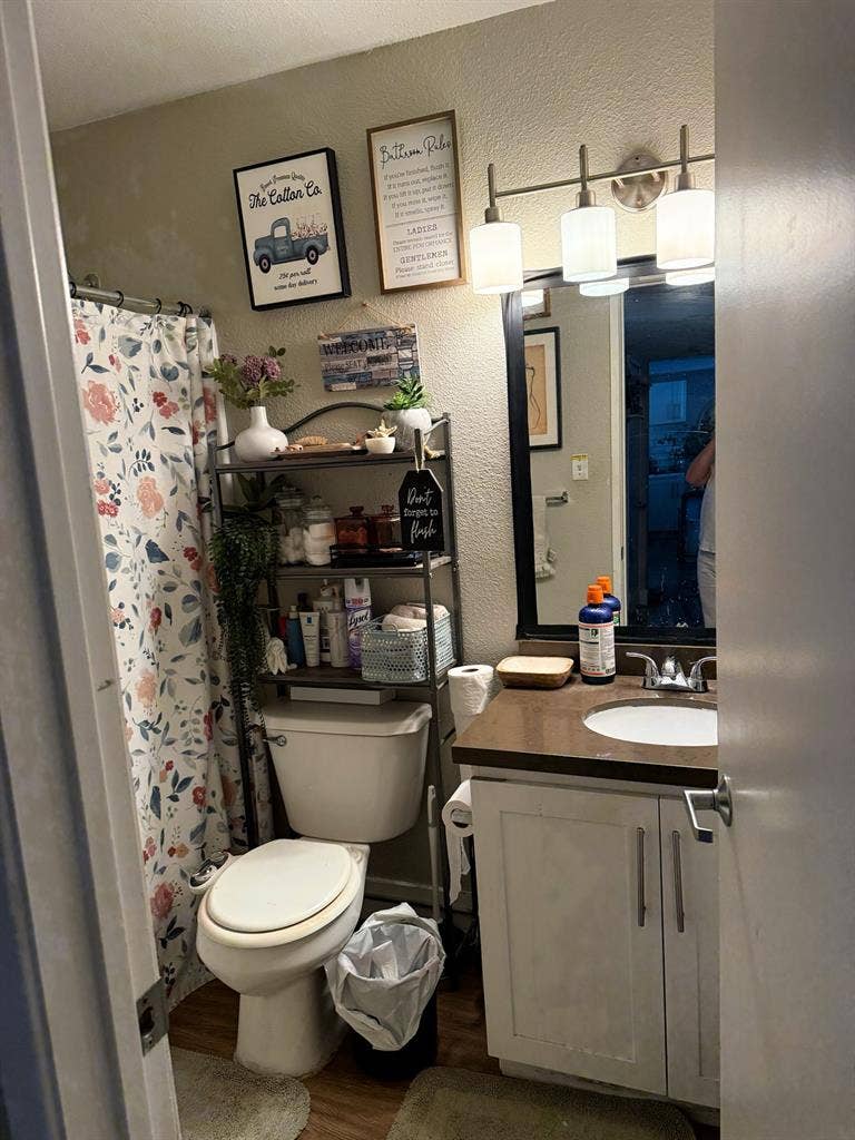 🏡Sunny Furnished 
 Room 4 Rent