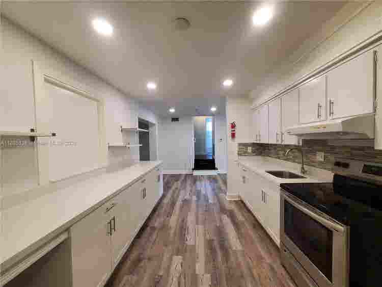 Private Room with Share Bathroom