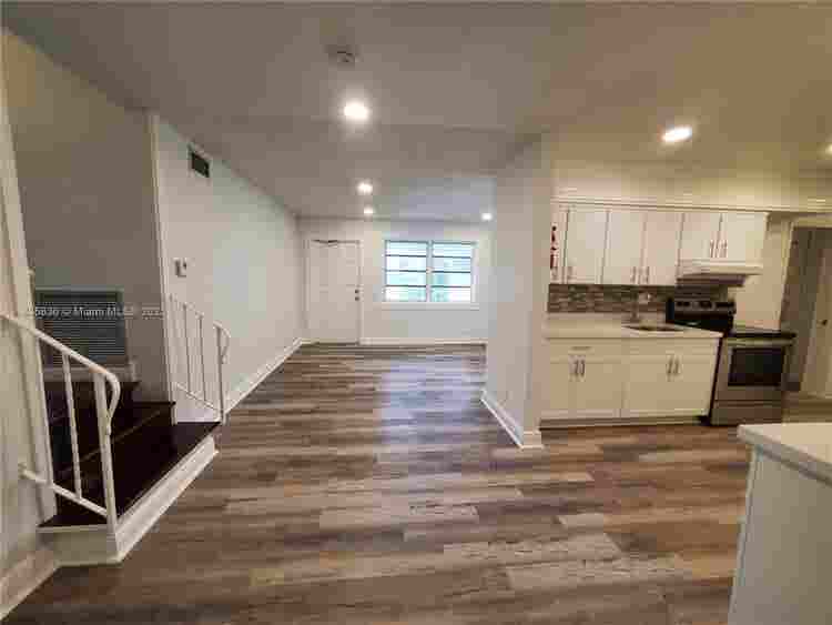 Private Room with Share Bathroom