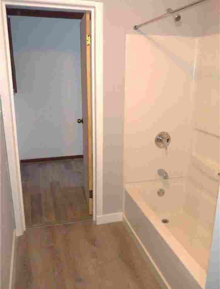bath Apartment