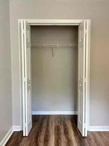 Looking for roommate ! Urgent !
