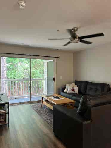 Looking for roommate ! Urgent !