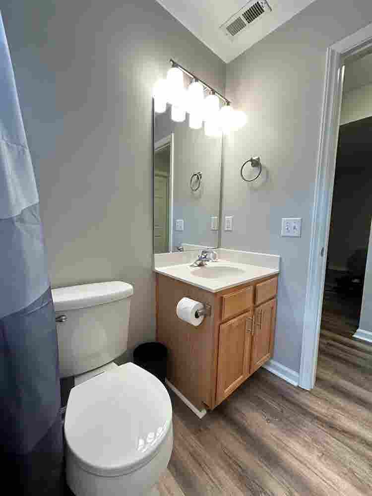 Looking for roommate ! Urgent !