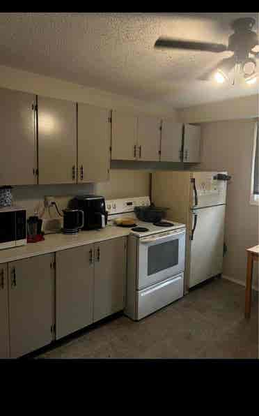 Two rooms available for sharing