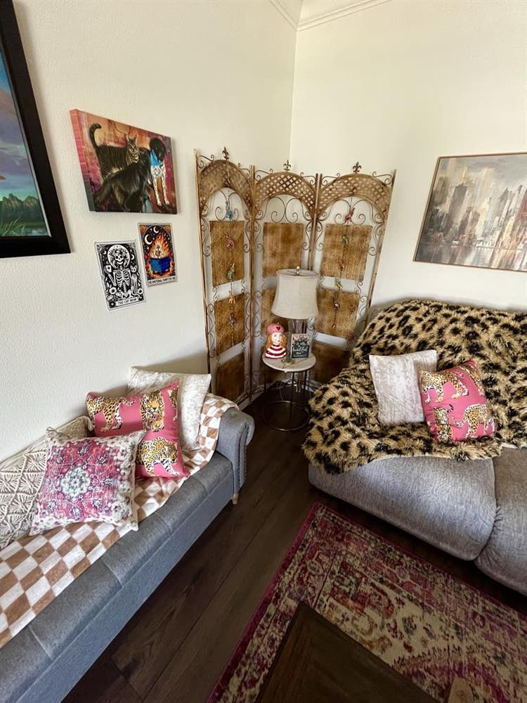 Large bedroom private bathroom