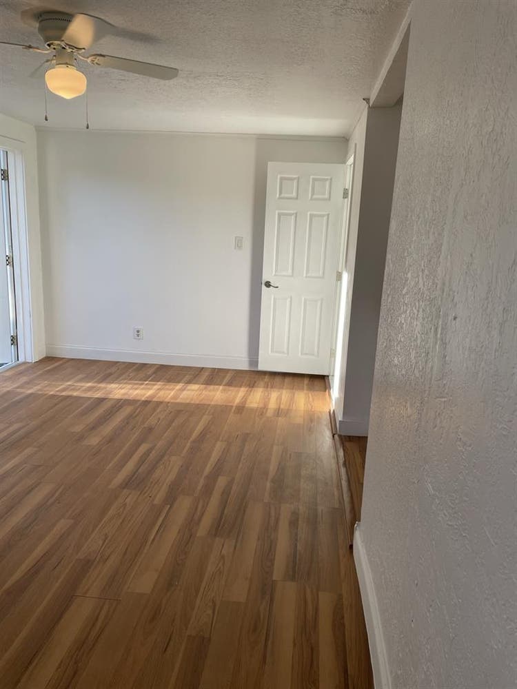 🌴 Brand-New & for rent🌴