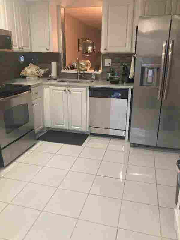 Furnished room for Rent