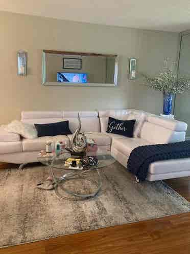 Furnished room for Rent