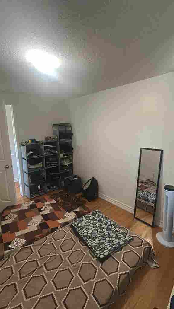 Sharing room available
