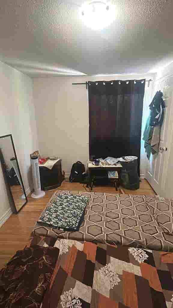 Sharing room available