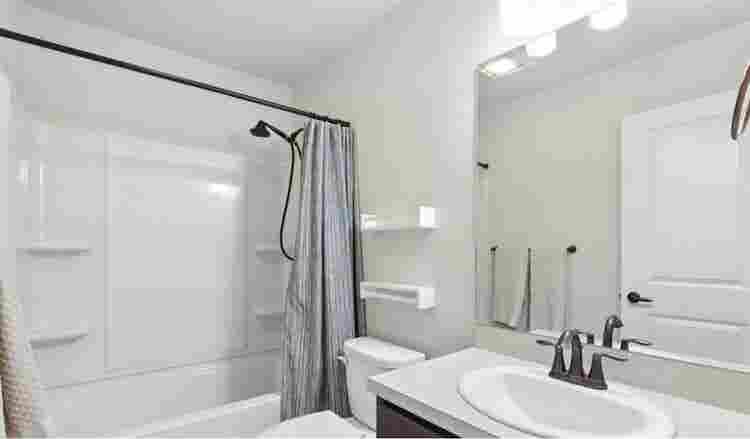 Furnished room plus Utilities/WiFi
