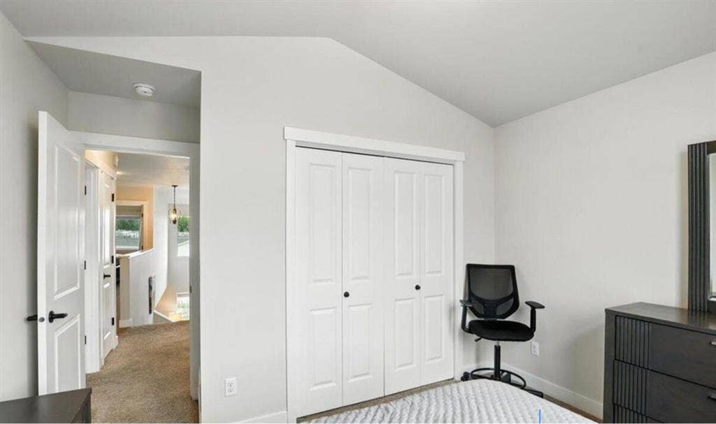Furnished Room in home