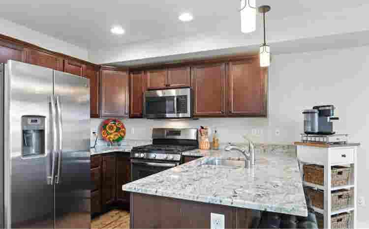 Furnished room plus Utilities/WiFi