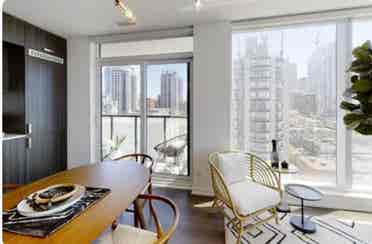 Room in Yonge & Eglinton - Sept 1st