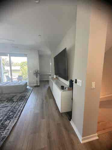 Furnished1Bed Shared Bath For Lease
