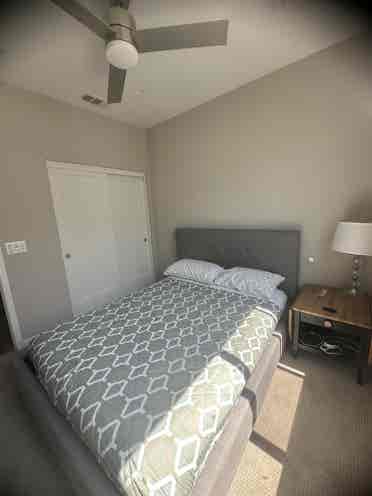 Furnished1Bed Shared Bath For Lease