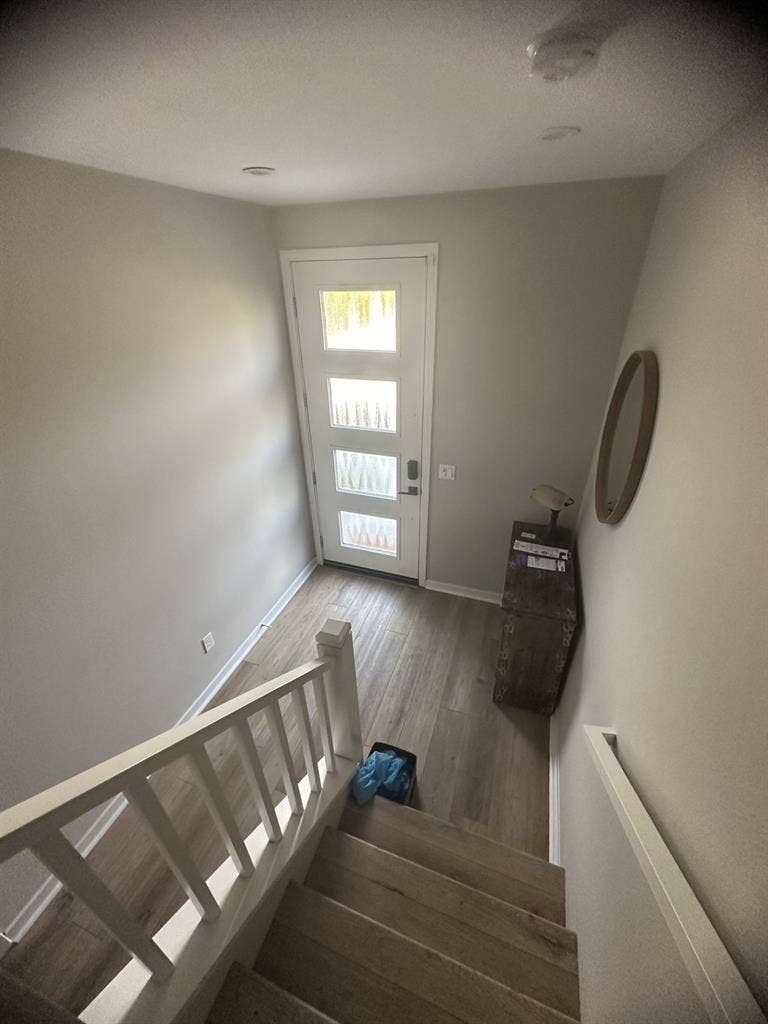 Furnished1Bed Shared Bath For Lease