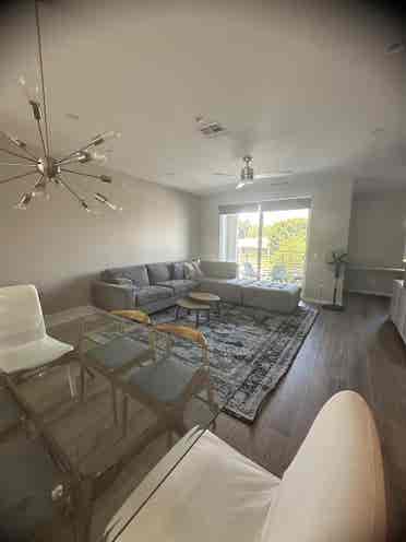 Furnished1Bed Shared Bath For Lease