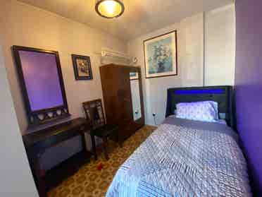 Pensville Close