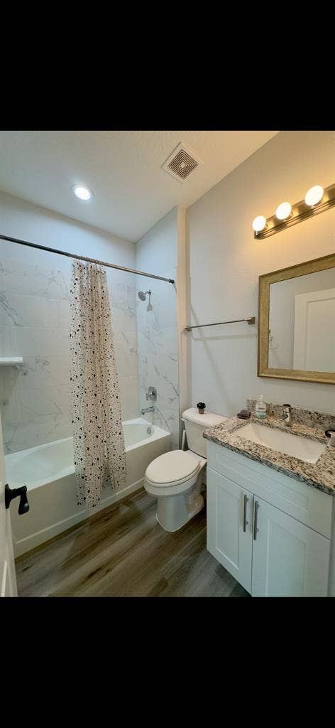 Beautiful furnished room for rent