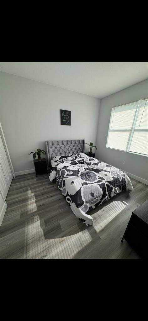 Beautiful furnished room for rent