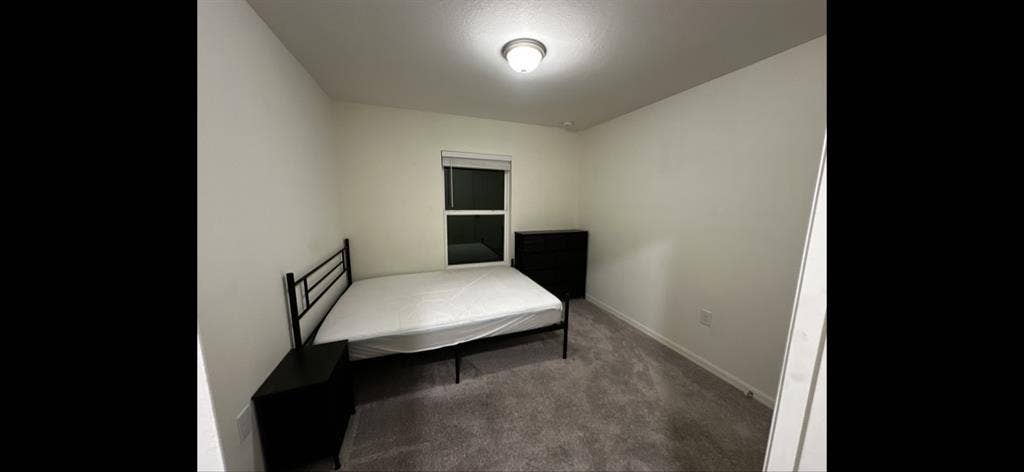 Furnished bedroom all included