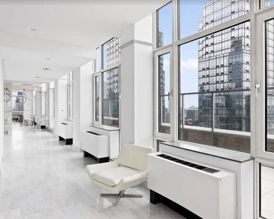 Luxury High-Rise: The Atelier