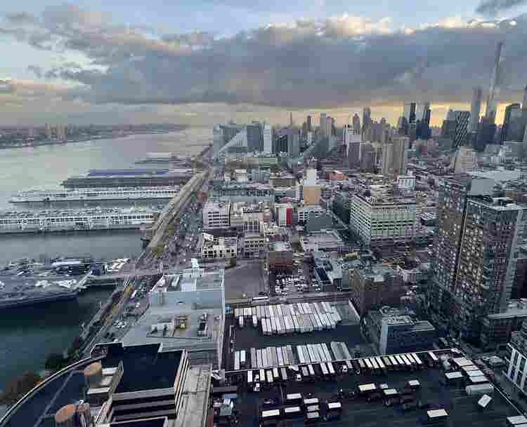 Luxury High-Rise: The Atelier