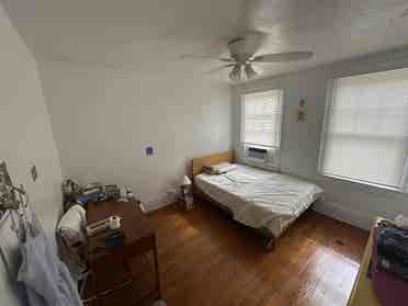 Charming Room in Downtown Apt