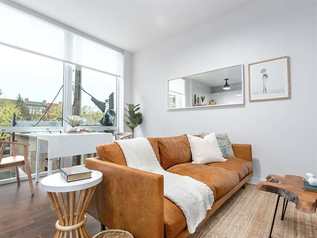 Modern 1 bedroom apt. for sublet!
