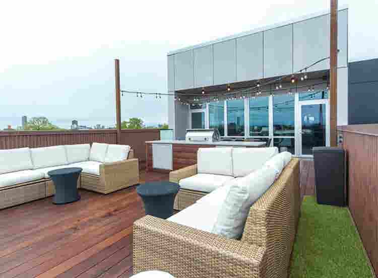 Modern 1 bedroom apt. for sublet!