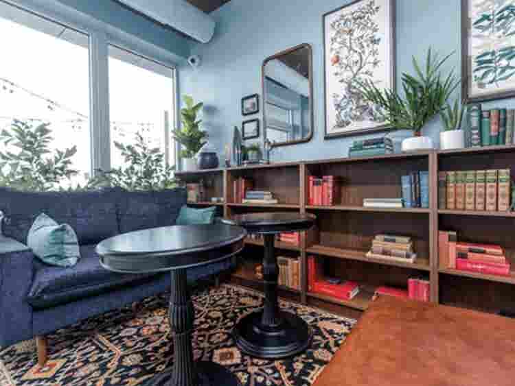 Modern 1 bedroom apt. for sublet!
