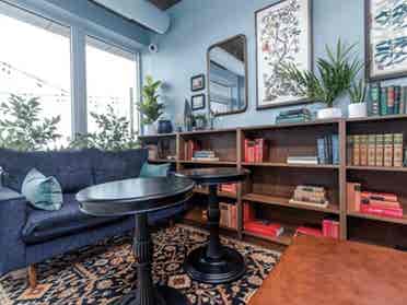 Modern 1 bedroom apt. for sublet!
